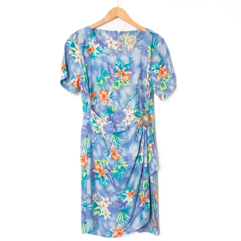 Erika | Vintage 80’s/90’s Tropical Floral Print Short Sleeved Sundress | Size M